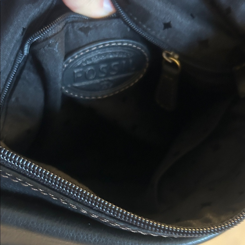 Fossil Black Leather Crossbody Bag - Picture 5 of 9